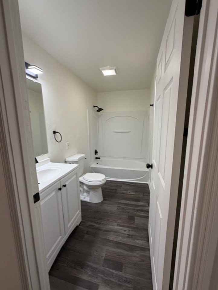 1351 Parrish Ave - Photo 7 of 17