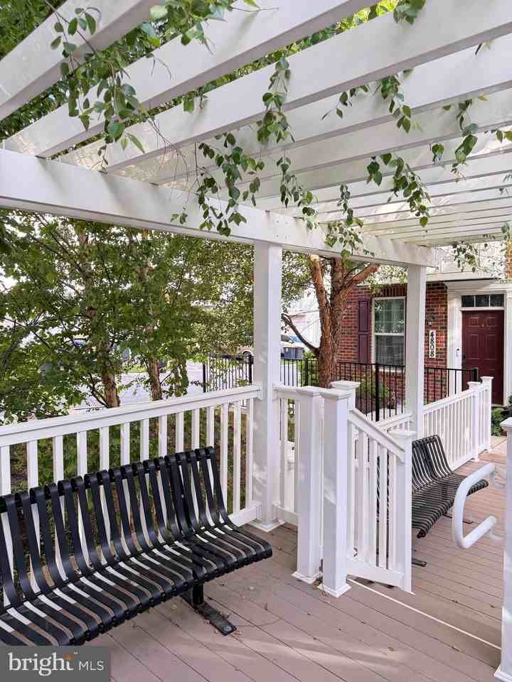 4812 Crest View Dr - Photo 4 of 27