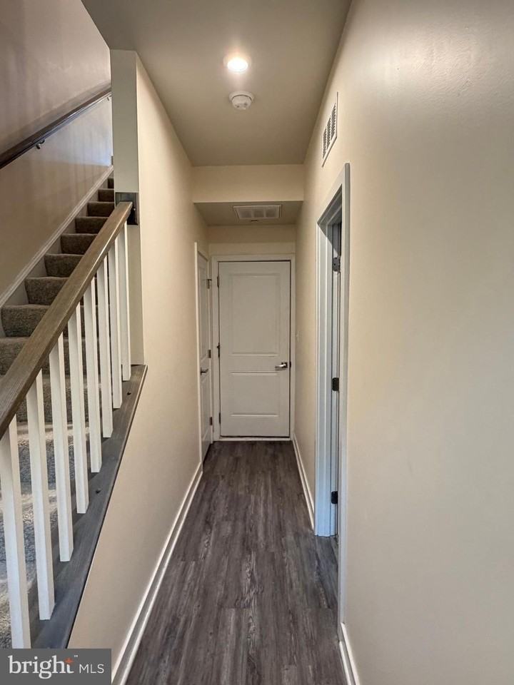 4812 Crest View Dr - Photo 7 of 27