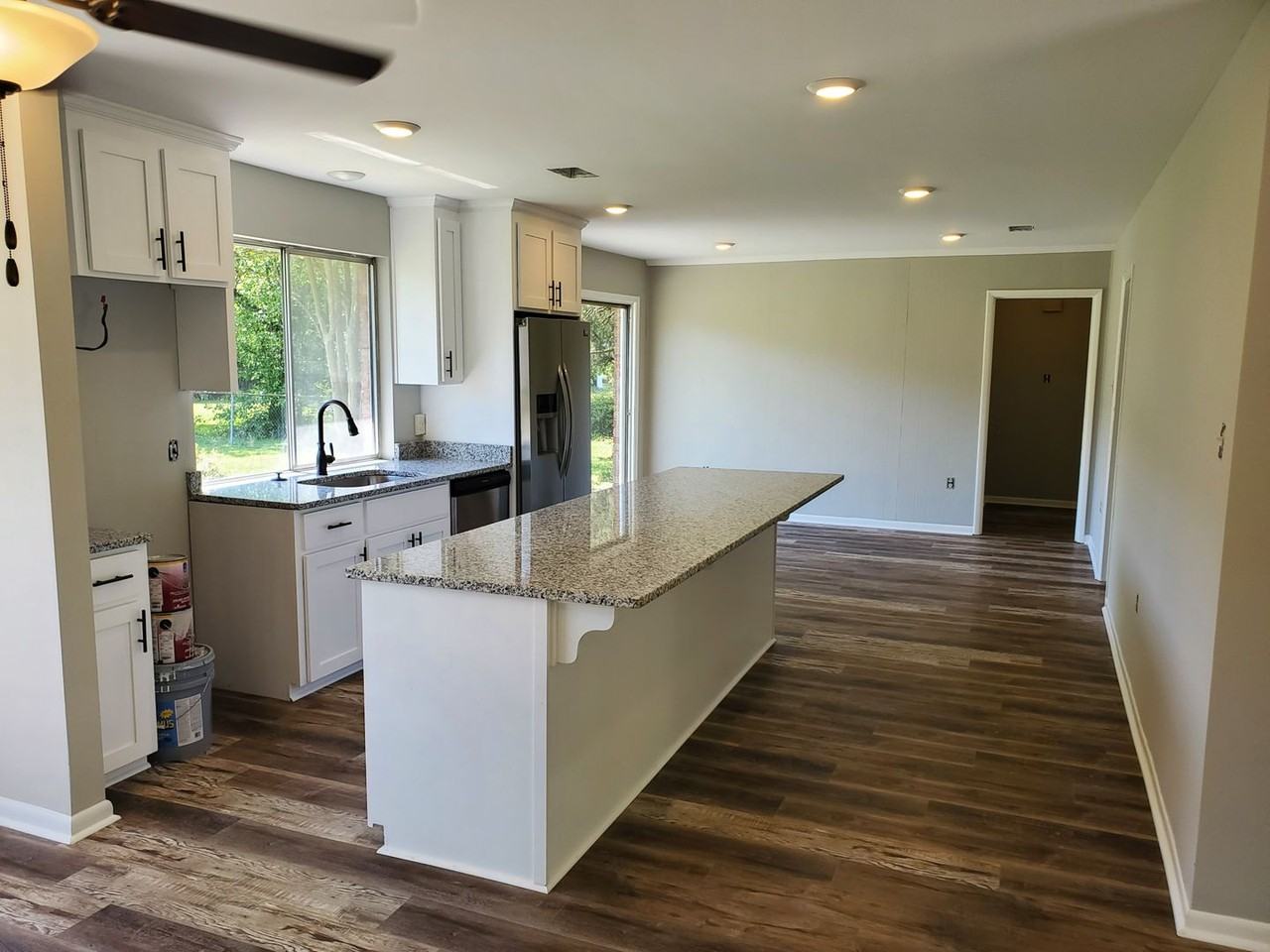 103 Greene Dr - Photo 6 of 19