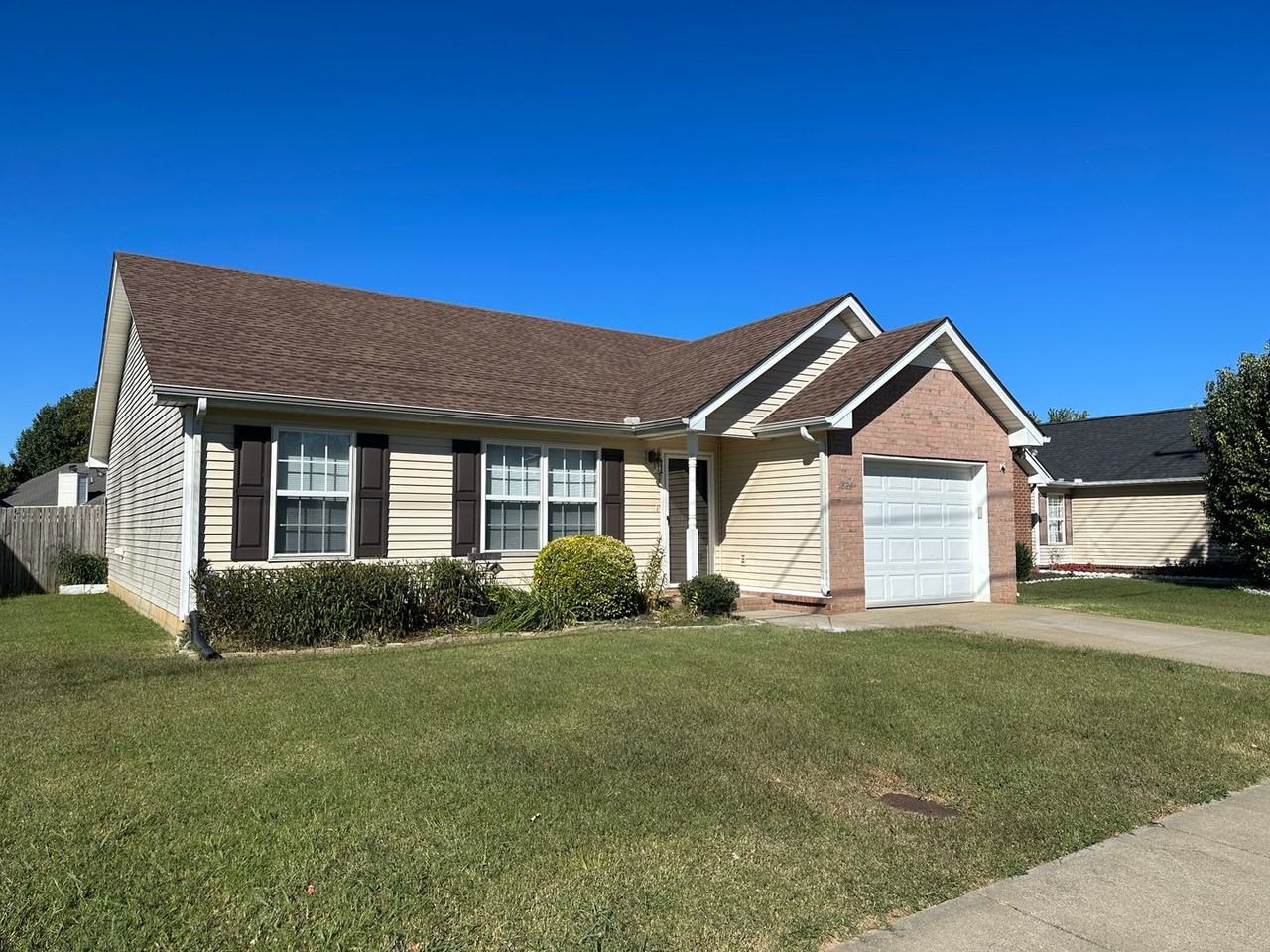 1824 Cason Trl - Photo 2 of 27