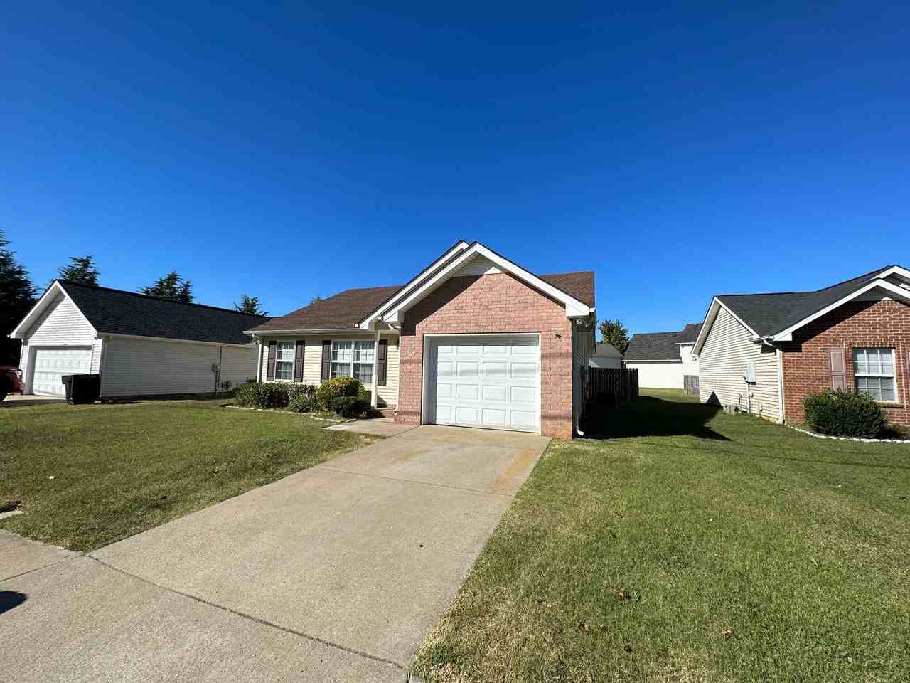 1824 Cason Trl - Photo 3 of 27
