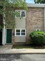 featured image of 24 George St #6