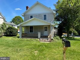 featured image of 888 Walnut St