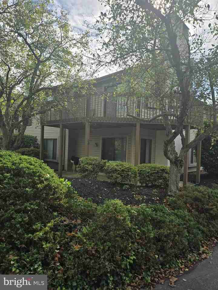 709 Pritchard Pl - Photo 3 of 17