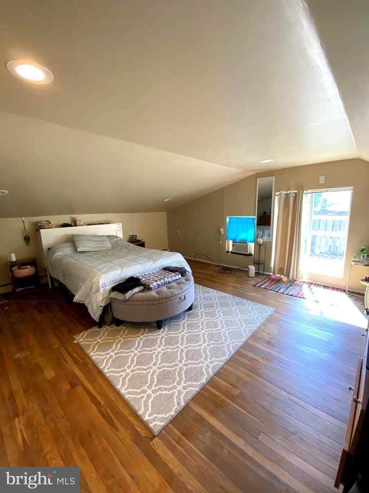 600 Farmington Ave #2 - Photo 7 of 15