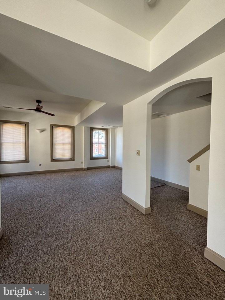 209 E 5th Ave #2 - Photo 5 of 18