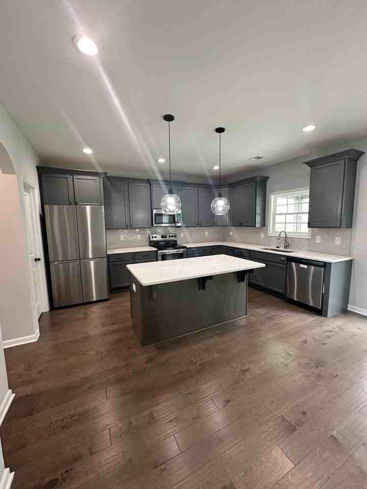 317 Shoshone Cir - Photo 6 of 30