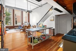 1027 Arch St #207 - Photo 1 of 1