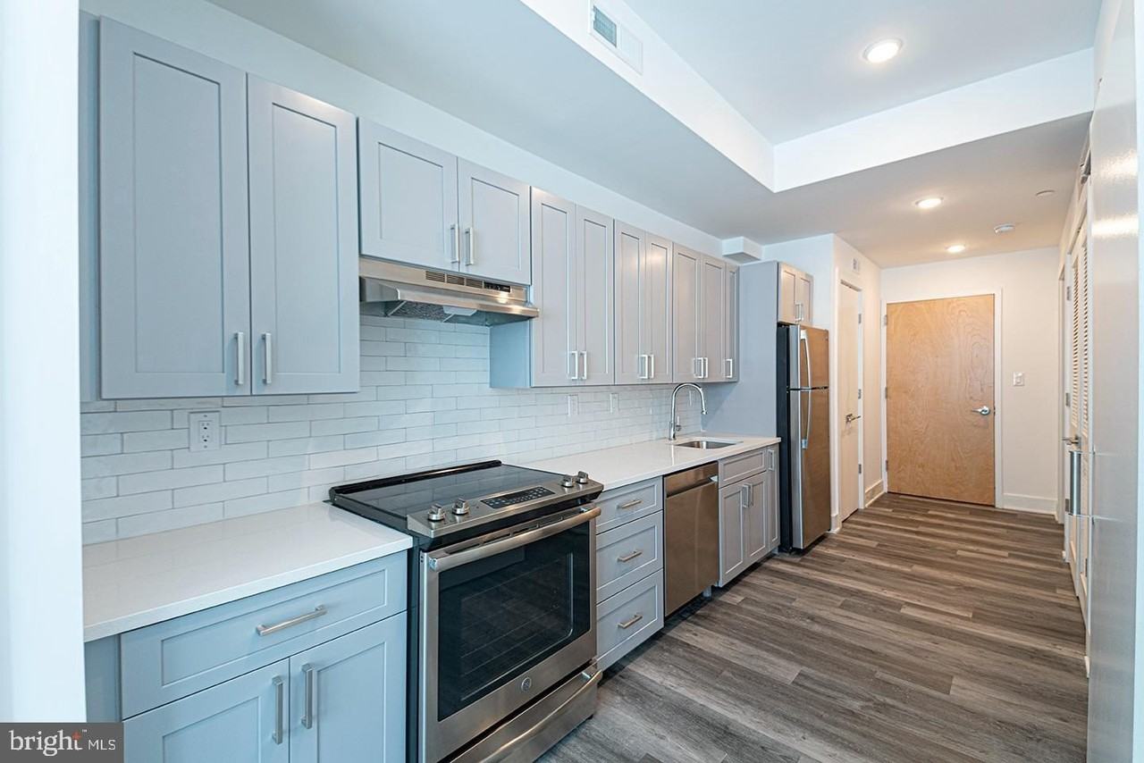 1245 Ridge Ave #108