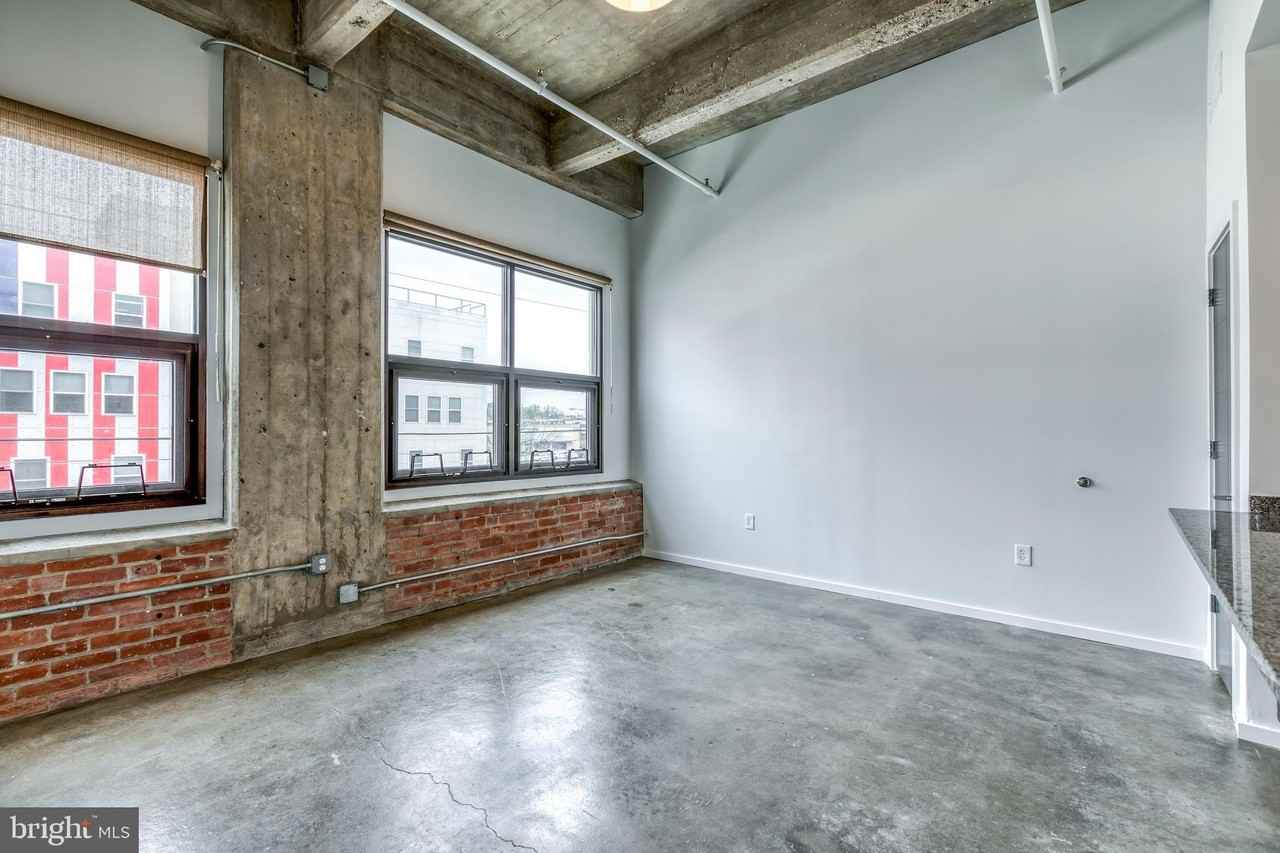 4800 Brown St #406 - Photo 3 of 17
