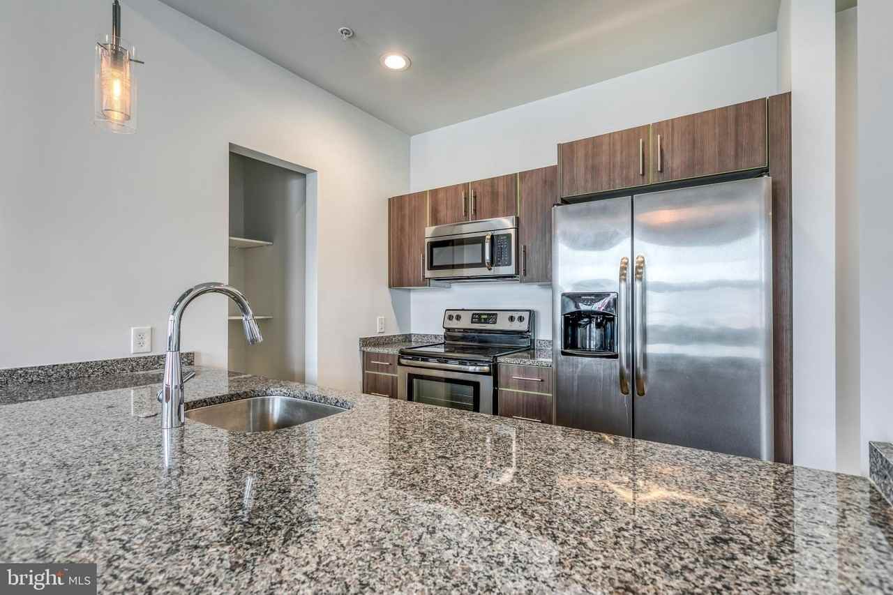 4800 Brown St #406 - Photo 5 of 17