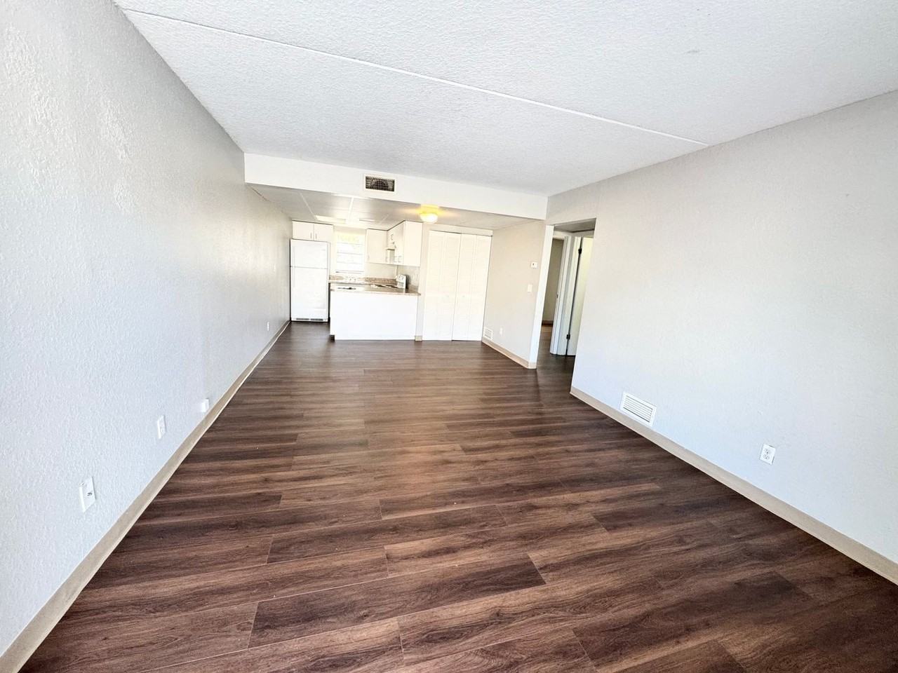 1229 Kennedy Rd - Photo 2 of 16
