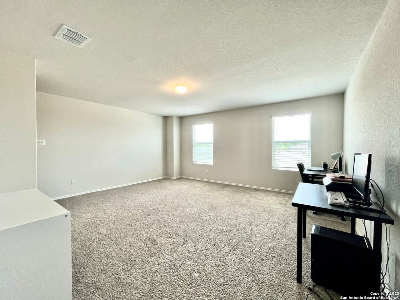 2526 Wentwood Run - Photo 3 of 17