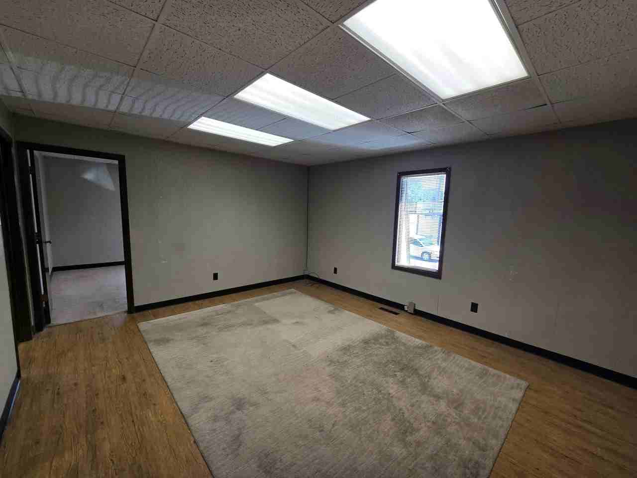 2327 Falls Ave #1 - Photo 3 of 12