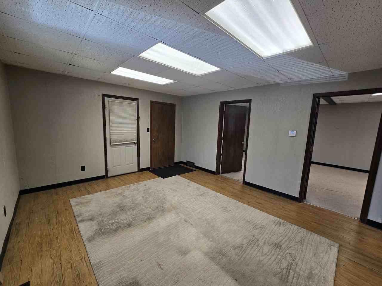 2327 Falls Ave #1 - Photo 4 of 12