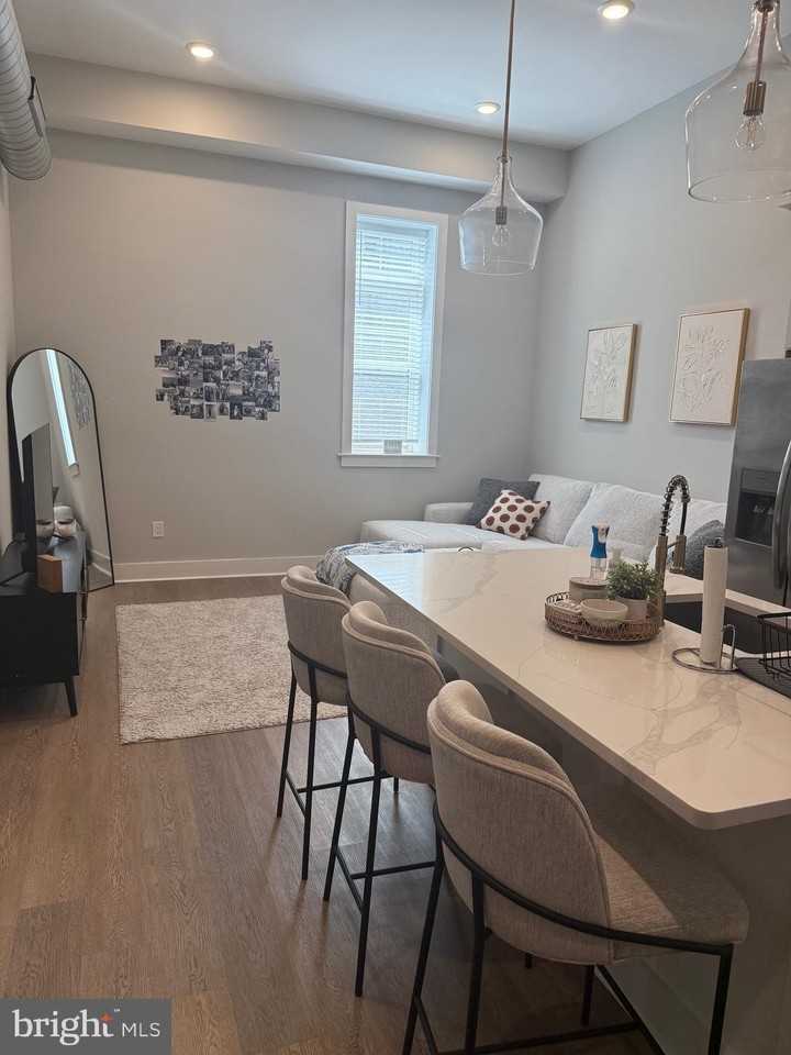 5830 Henry Ave - Photo 5 of 8