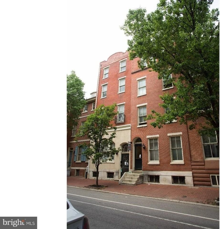 729 Spruce St #1B - Photo 2 of 9