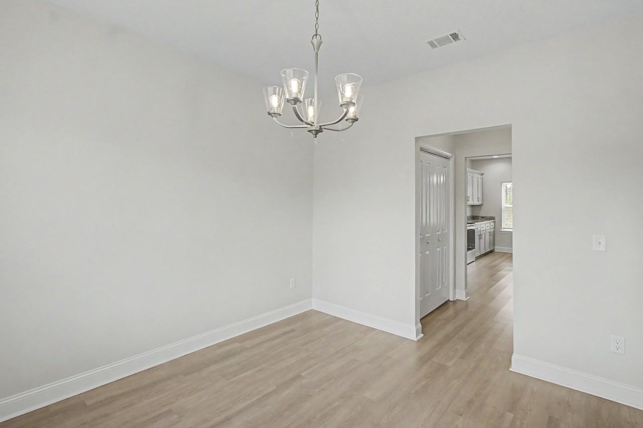 173 Mcclelland Loop Ne #1 - Photo 2 of 40