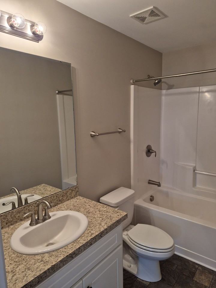 282 Big Daddys Rd #1 - Photo 4 of 7