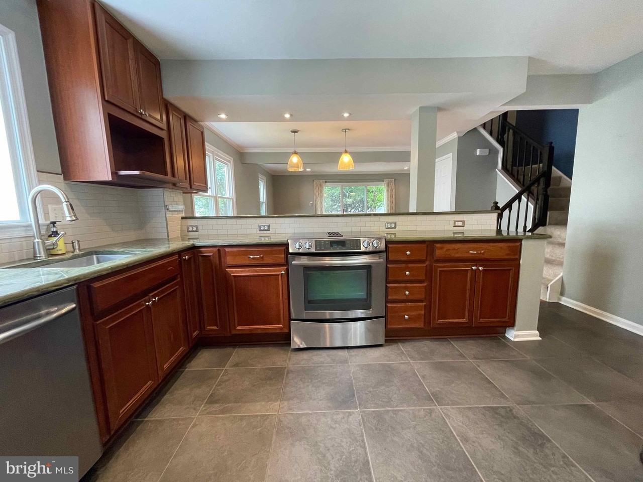 3834 13th St N - Photo 2 of 25