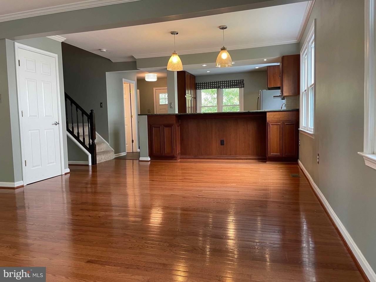 3834 13th St N - Photo 5 of 25