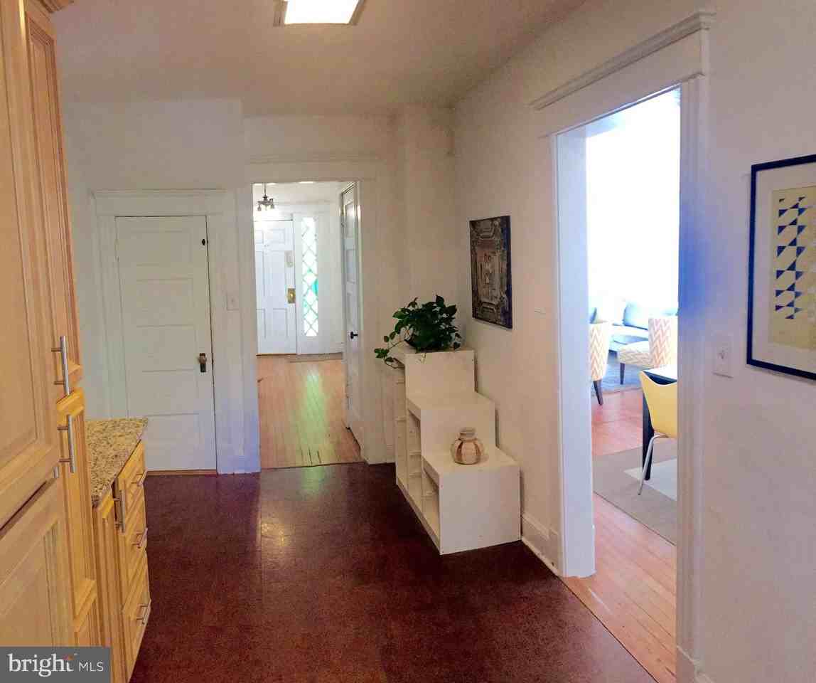 3316 21st Ave N - Photo 6 of 37