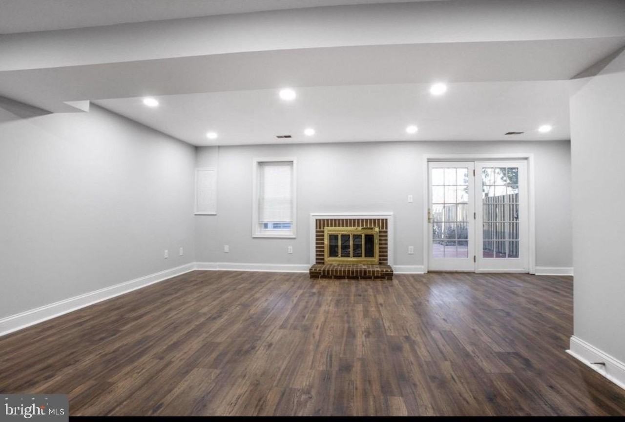 9612 Hillock Ct - Photo 4 of 12