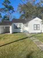 featured image of 315 E Pipkin St