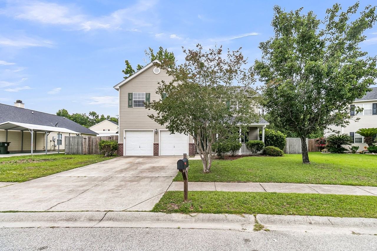 1333 Pinyon Pine Dr - Photo 2 of 46