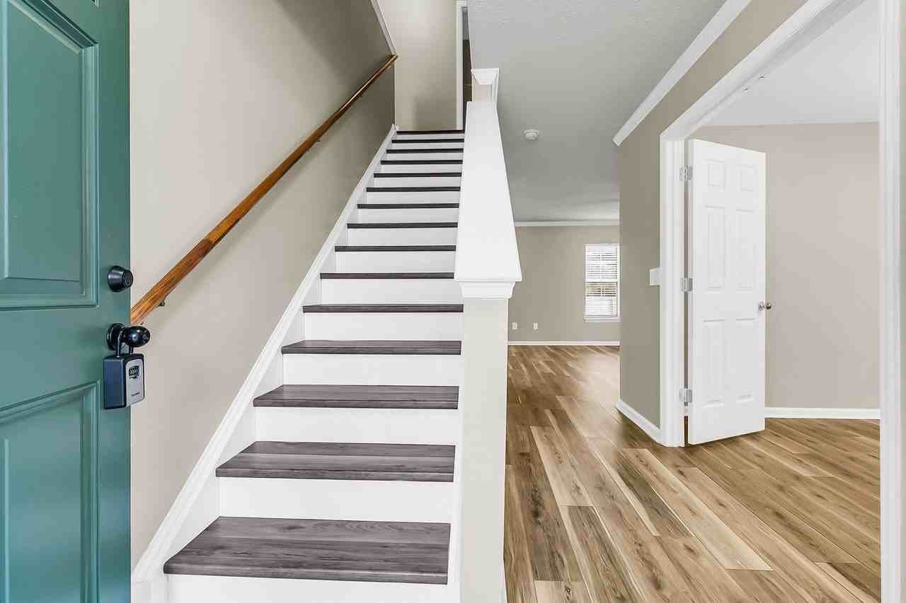 1333 Pinyon Pine Dr - Photo 7 of 46