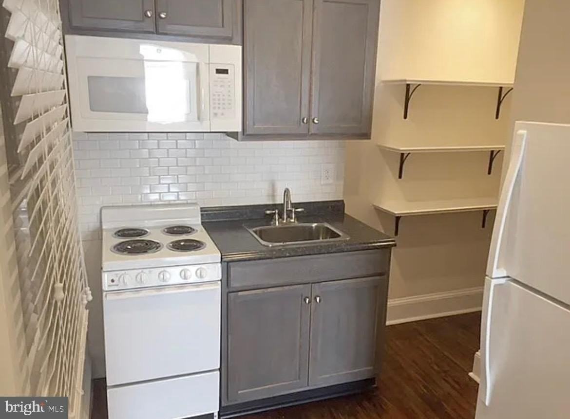 4 W Cork St #1 - Photo 4 of 6