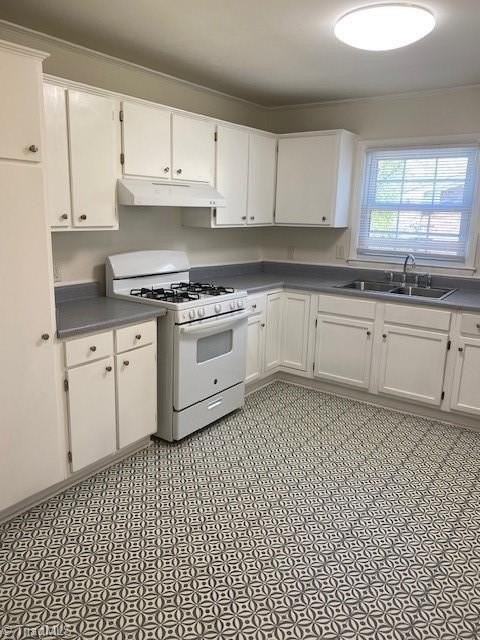 579 Alspaugh Dr - Photo 3 of 16