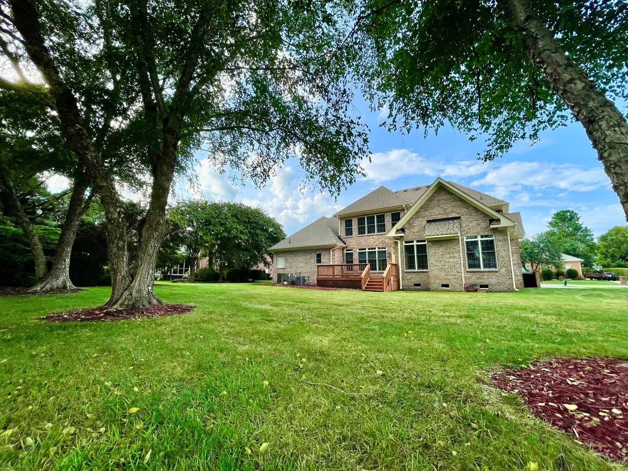 1709 Timber Ridge Ct - Photo 2 of 50