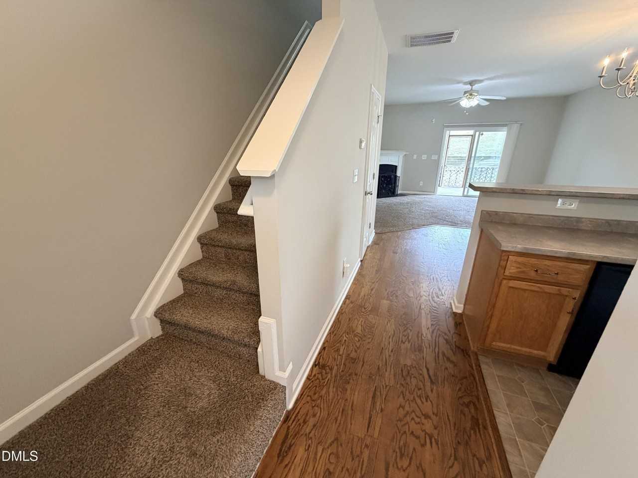 620 Woodson Dr - Photo 3 of 37