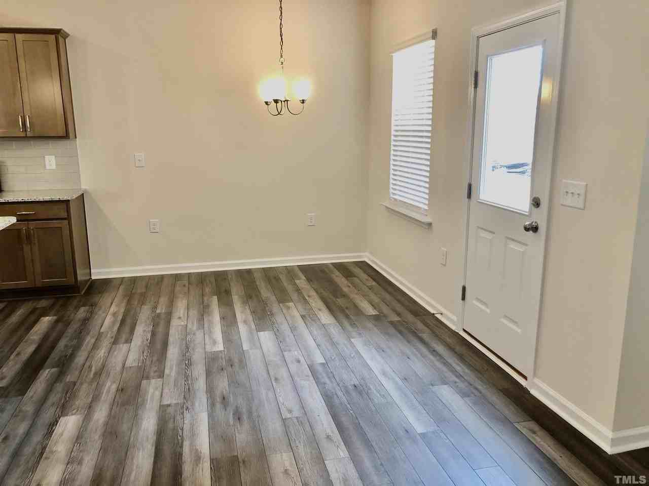 2080 Hosel Ln - Photo 7 of 14