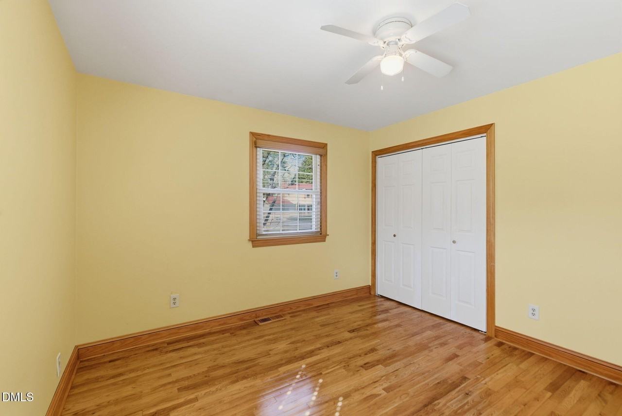 1200 Boxwood Ln - Photo 6 of 25