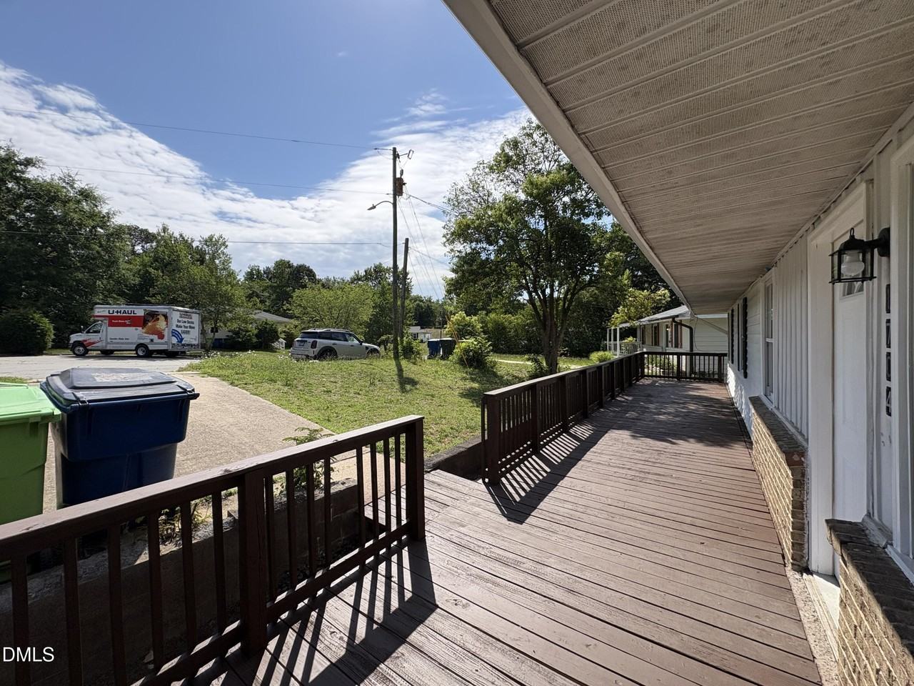 1704 Sundial Pl - Photo 3 of 23