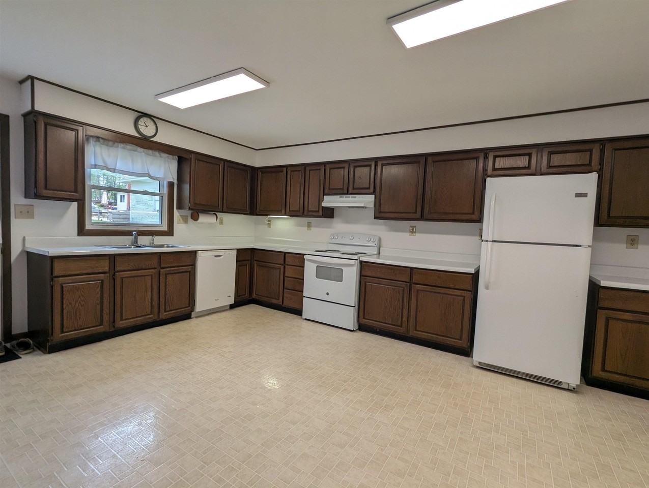 25 2nd Ave Nw - Photo 7 of 25