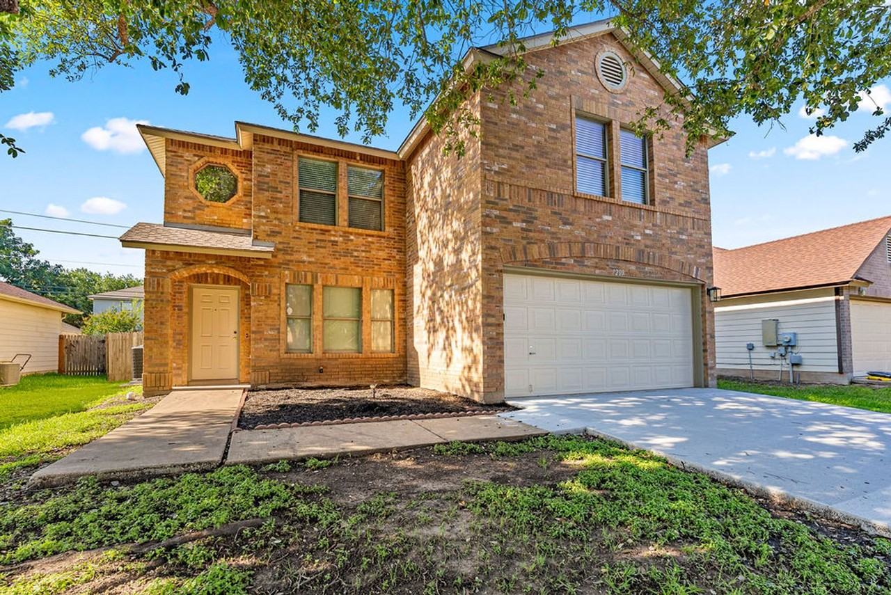 1209 Apollo Cir - Photo 2 of 23