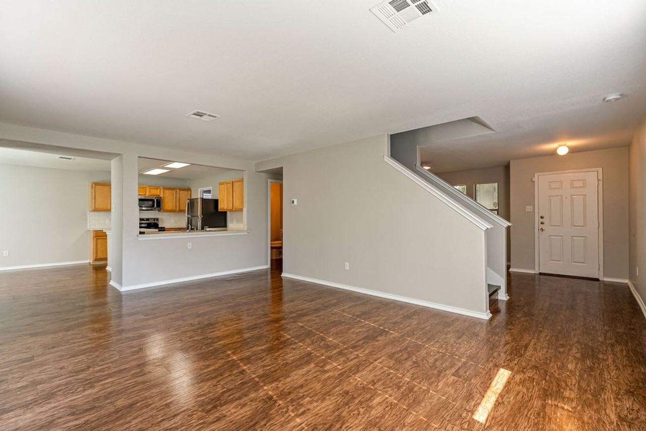 1209 Apollo Cir - Photo 3 of 23