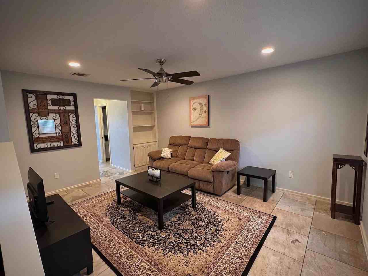 1353 S 11th St - Photo 3 of 19