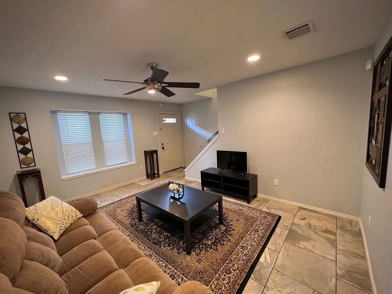 1353 S 11th St - Photo 4 of 19