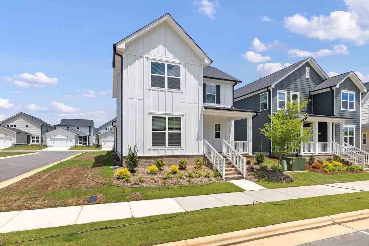 2917 Horse Rein Pl - Photo 3 of 43