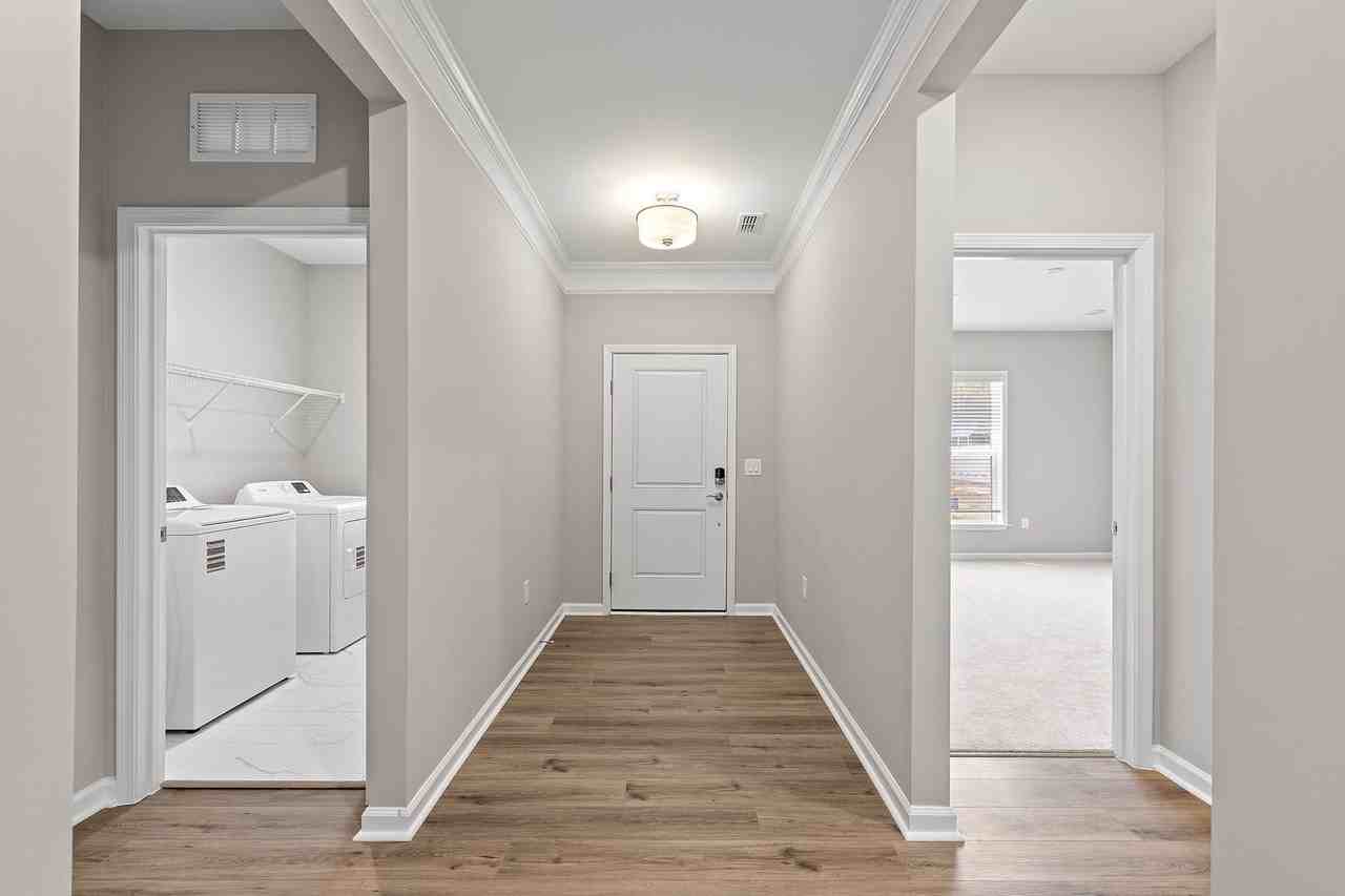 2917 Horse Rein Pl - Photo 7 of 43
