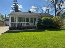 featured image of 714 Pomona Rd