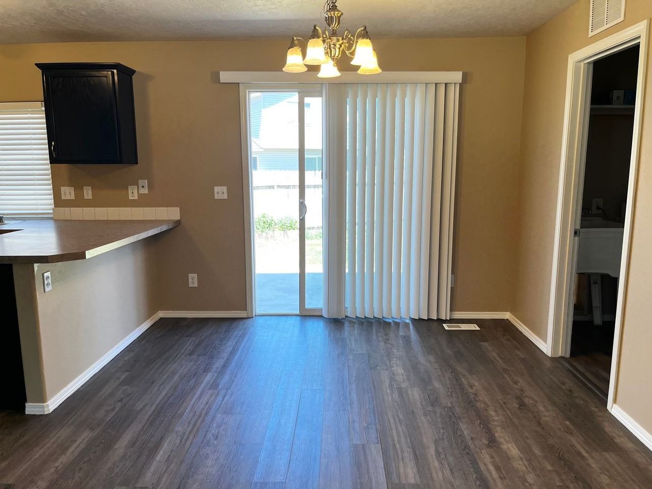 20126 Stockbridge Way - Photo 6 of 27