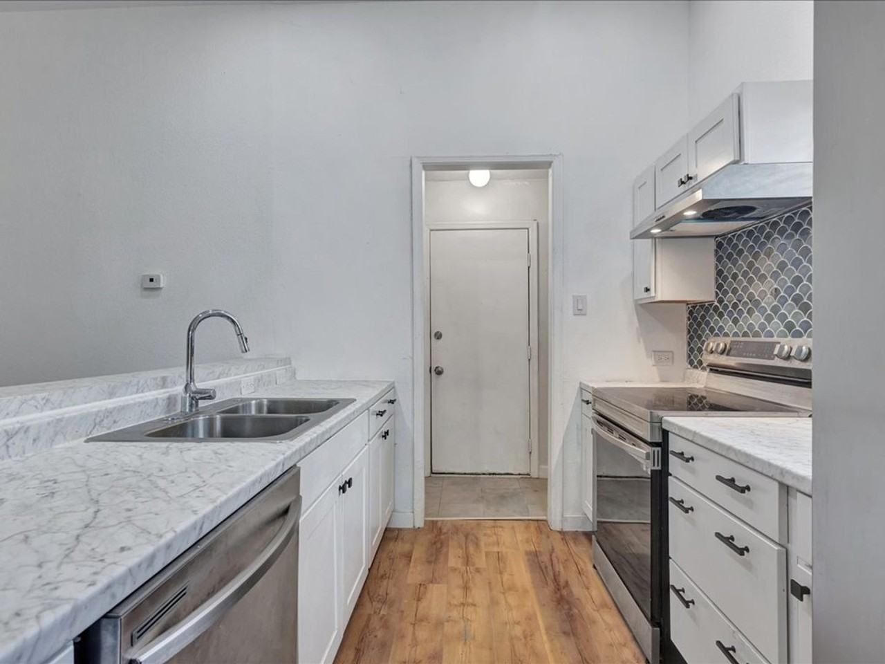 4908 Jade St - Photo 5 of 12