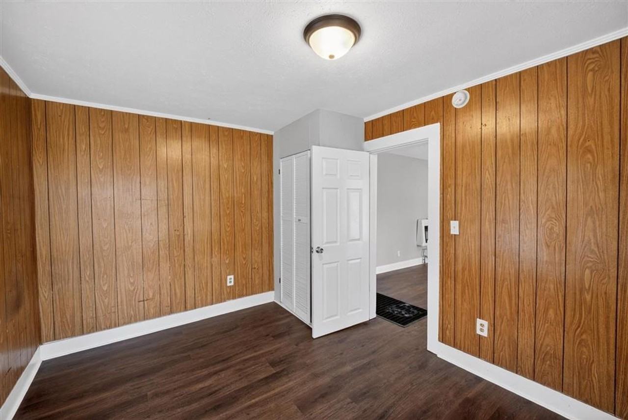 225 Sunset Ave - Photo 3 of 10