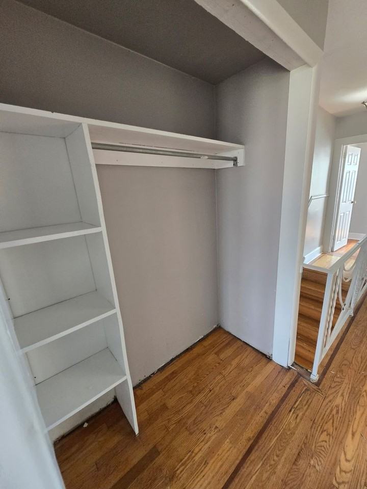 1364 Ruan St - Photo 5 of 11